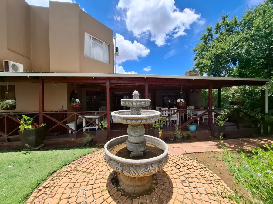 13 Bedroom Property for Sale in Bayswater Free State